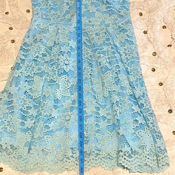 NWT Francesca's Collection Floral Lace Mini Dress - Picture 13 of 13